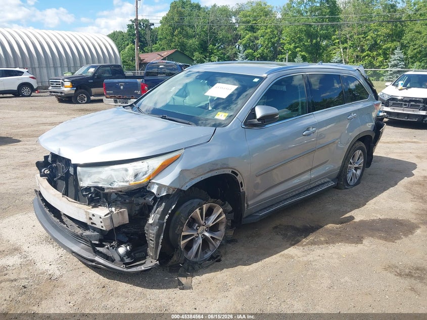 2015 Toyota Highlander VIN 5TDJKRFH9FS095213 IAAI salvage auction — REAR END, Salvage (Idaho), sold $5,400 on 2026-07-09 (photo 2)