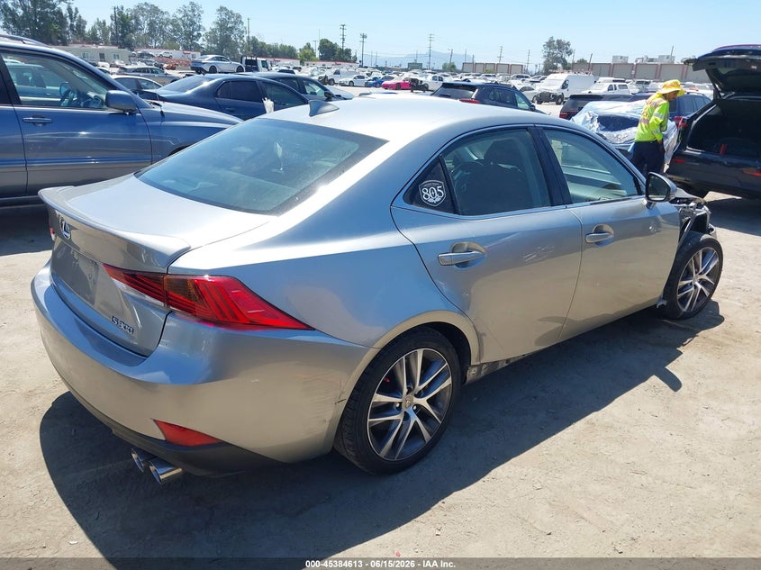2020 Lexus Is VIN JTHAA1D29L5105774 IAAI salvage auction — RIGHT FRONT, Salvage (California), sold $9,650 on 2026-07-29 (photo 4)