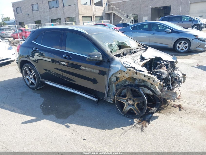 2015 Mercedes-benz Gla-klasse VIN WDCTG4EB3FJ155472 IAAI salvage auction — ENGINE BURN, Salvage (California), sold $150 on 2026-07-13 (photo 1)