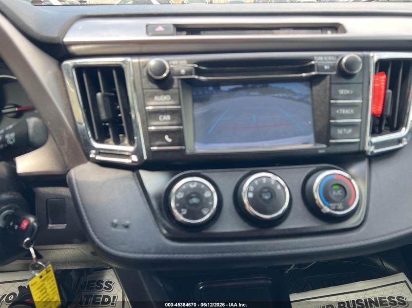 2016 Toyota Rav4 VIN JTMBFREV0GJ100071 IAAI salvage auction — NORMAL WEAR, Clear (New York), sold $6,100 on 2026-07-08 (photo 6)