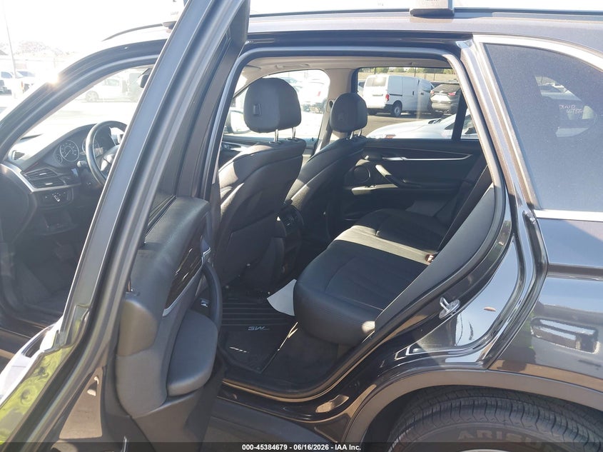 2015 BMW X5 VIN 5UXKR0C55F0P02487 IAAI salvage auction — REAR END, Salvage Certificate (California), sold $3,350 on 2026-07-10 (photo 8)