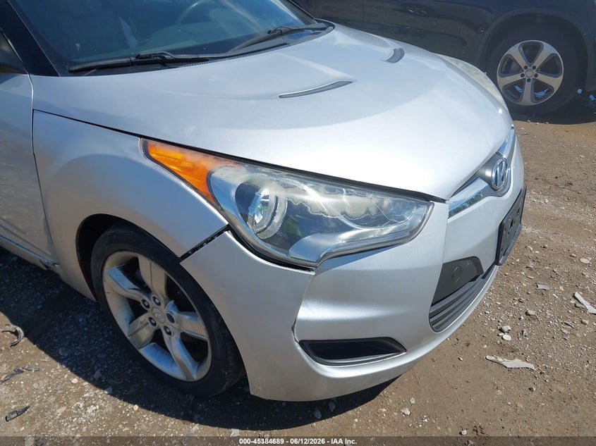 2012 Hyundai Veloster VIN KMHTC6AD8CU049738 IAAI salvage auction — NORMAL WEAR, Original (Ohio), sold $475 on 2026-07-30 (photo 6)