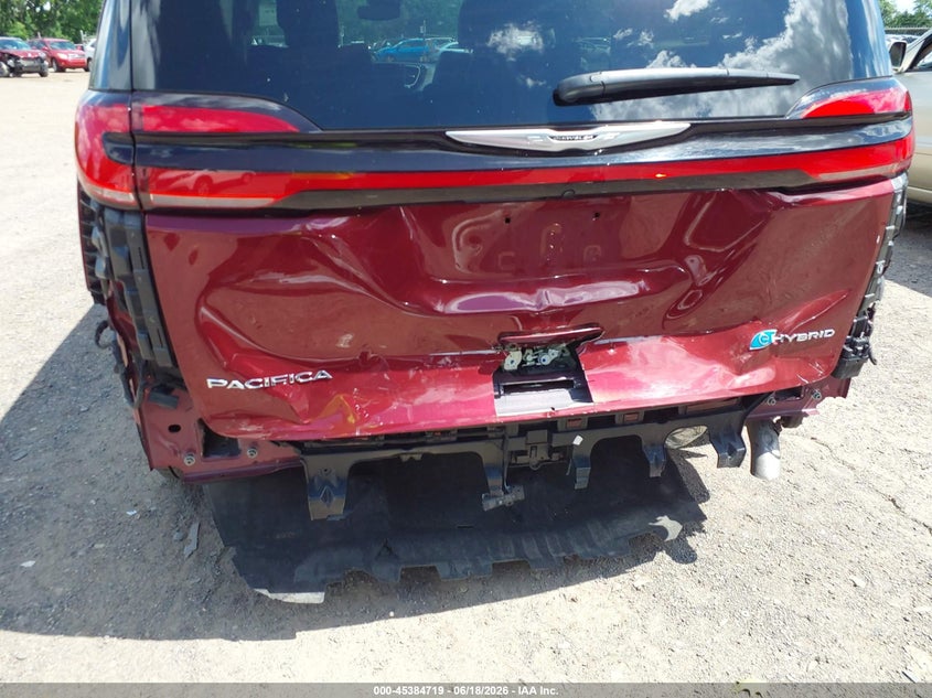 2022 Chrysler Pacifica VIN 2C4RC1S73NR205811 IAAI salvage auction — REAR END, Salvage Title, sold $11,900 on 2026-07-18 (photo 6)