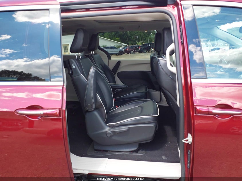 2022 Chrysler Pacifica VIN 2C4RC1S73NR205811 IAAI salvage auction — REAR END, Salvage Title, sold $11,900 on 2026-07-18 (photo 8)