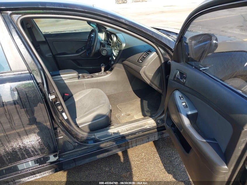 2015 Kia Optima VIN 5XXGM4A70FG463544 IAAI salvage auction — NORMAL WEAR, Repossession Paperwork (South Carolina), sold $850 on 2026-07-29 (photo 5)