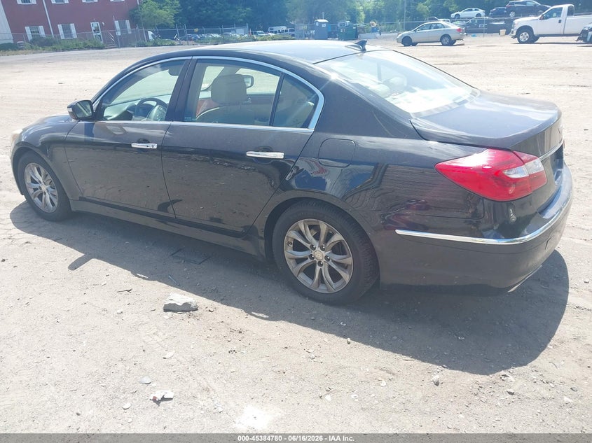 2013 Hyundai Genesis VIN KMHGC4DD8DU244564 IAAI salvage auction — REAR END, Clear (Massachusetts), sold $450 on 2026-07-14 (photo 3)