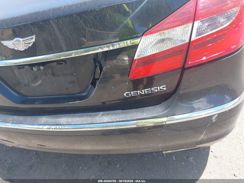 2013 Hyundai Genesis VIN KMHGC4DD8DU244564 IAAI salvage auction — REAR END, Clear (Massachusetts), sold $450 on 2026-07-14 (photo 6)
