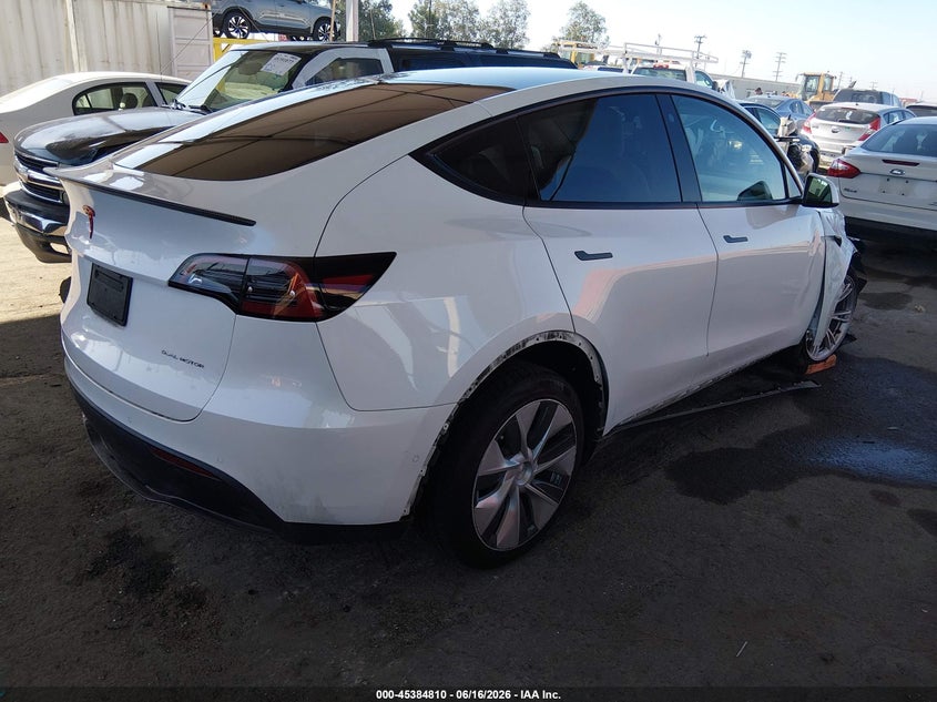 2022 Tesla Model y VIN 7SAYGDEE0NF438846 IAAI salvage auction — RIGHT FRONT, Salvage (California), sold $12,100 on 2026-07-13 (photo 4)