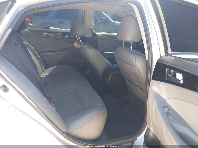 2014 Hyundai Sonata VIN 5NPEC4AB7EH868043 IAAI salvage auction — REAR END, Salvage - Greater Than 75% (Maryland), sold $1,225 on 2026-07-09 (photo 8)