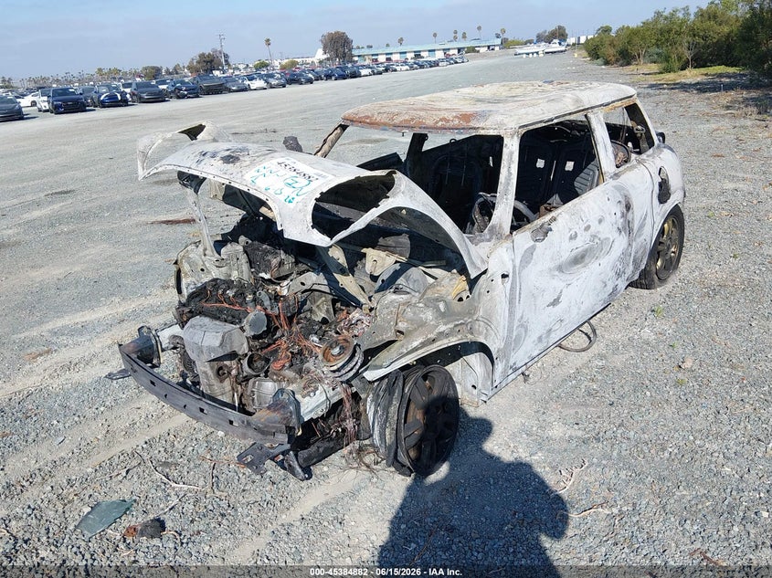2012 Mini Cooper VIN WMWSU3C50CT257570 IAAI salvage auction — BURN, Salvage Title, sold $175 on 2026-07-29 (photo 6)