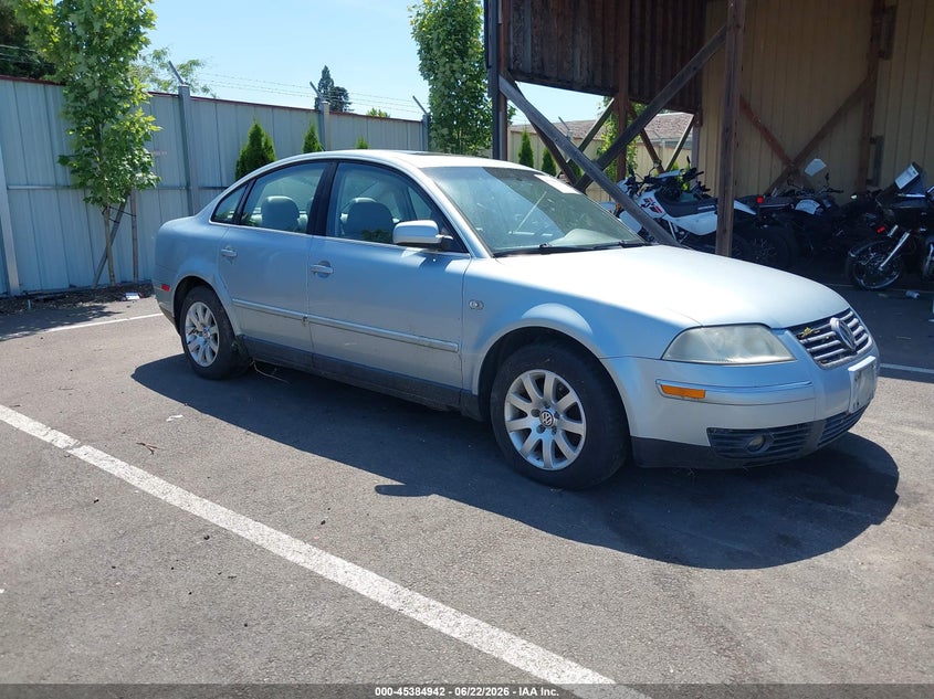 2003 Volkswagen Passat VIN WVWPD63B23P250354 IAAI salvage auction — NORMAL WEAR, Clear (Oregon), sold $200 on 2026-07-14 (photo 1)