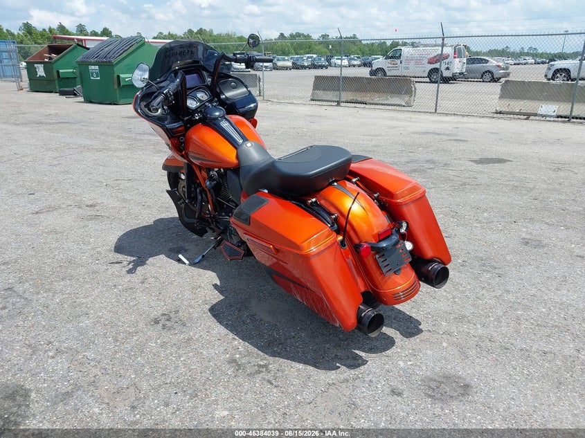 2019 Harley-davidson Road glide VIN 1HD1KTP18KB635603 IAAI salvage auction — FRONT & REAR, Salvage Title, sold $7,400 on 2026-07-29 (photo 3)