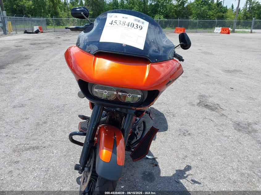 2019 Harley-davidson Road glide VIN 1HD1KTP18KB635603 IAAI salvage auction — FRONT & REAR, Salvage Title, sold $7,400 on 2026-07-29 (photo 5)