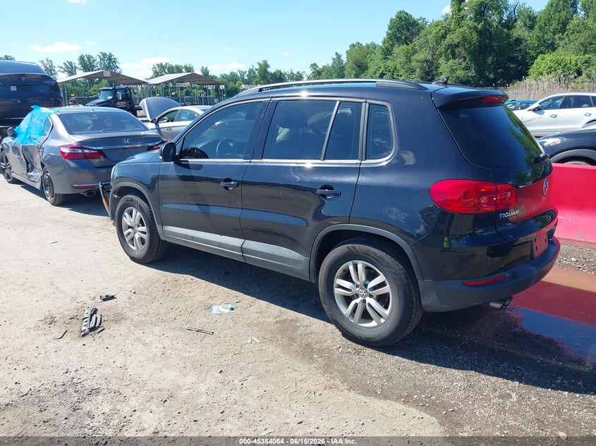 2017 Volkswagen Tiguan VIN WVGAV7AX4HK025862 IAAI salvage auction — FRONT END, Salvage Title, sold $1,925 on 2026-08-06 (photo 3)