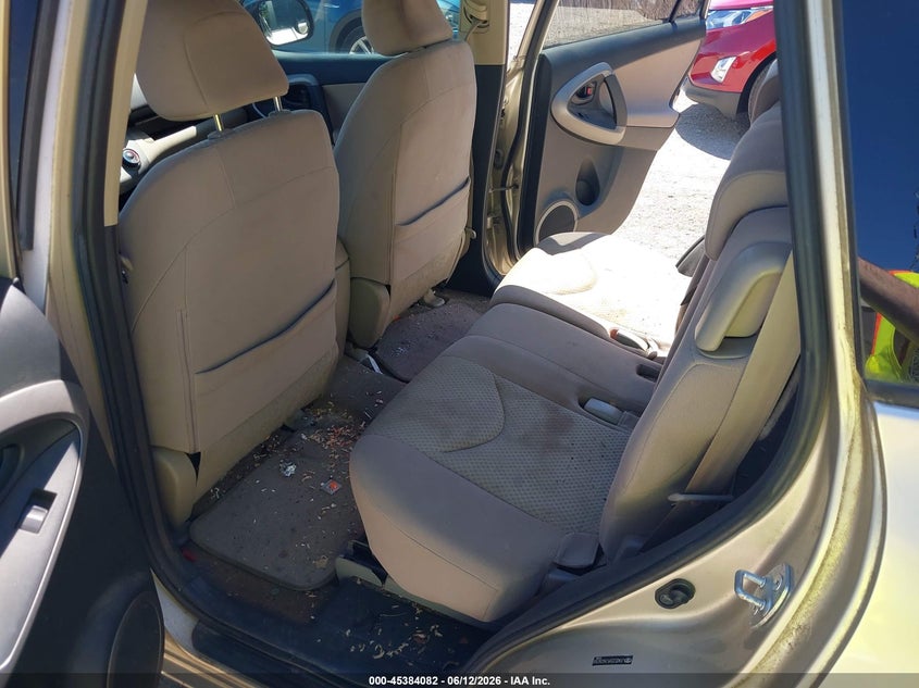 2007 Toyota Rav4 VIN JTMZD33V576034768 IAAI salvage auction — NORMAL WEAR, Clear (Indiana), sold $575 on 2026-07-22 (photo 8)