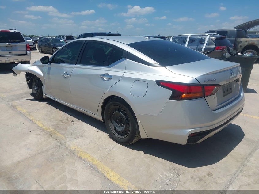 2019 Nissan Altima VIN 1N4BL4BV7KC135242 IAAI salvage auction — LEFT FRONT, Salvage Title, sold $1,150 on 2026-07-25 (photo 3)
