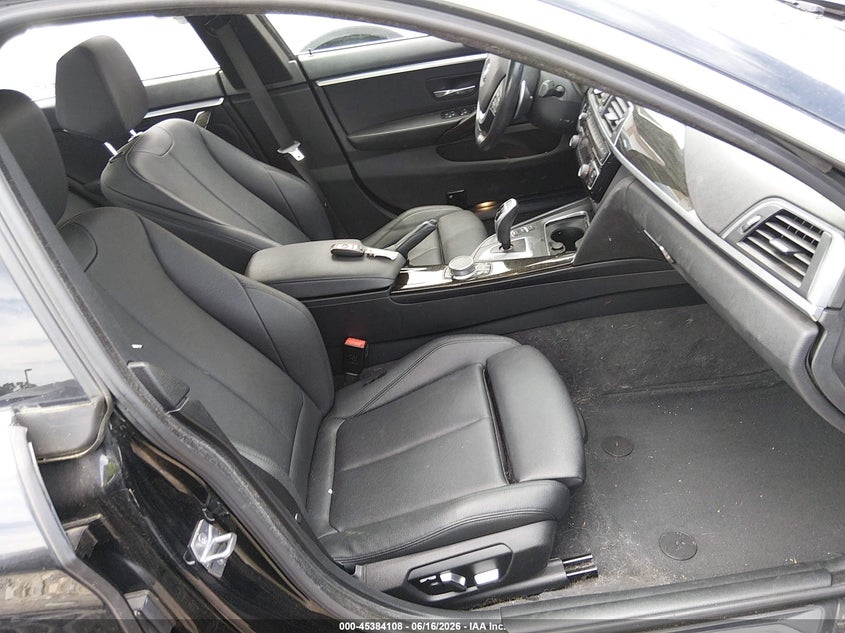 2020 BMW 4er VIN WBA4J3C0XLCD47222 IAAI salvage auction — SIDE, Salvage Title, sold $8,950 on 2026-08-10 (photo 5)
