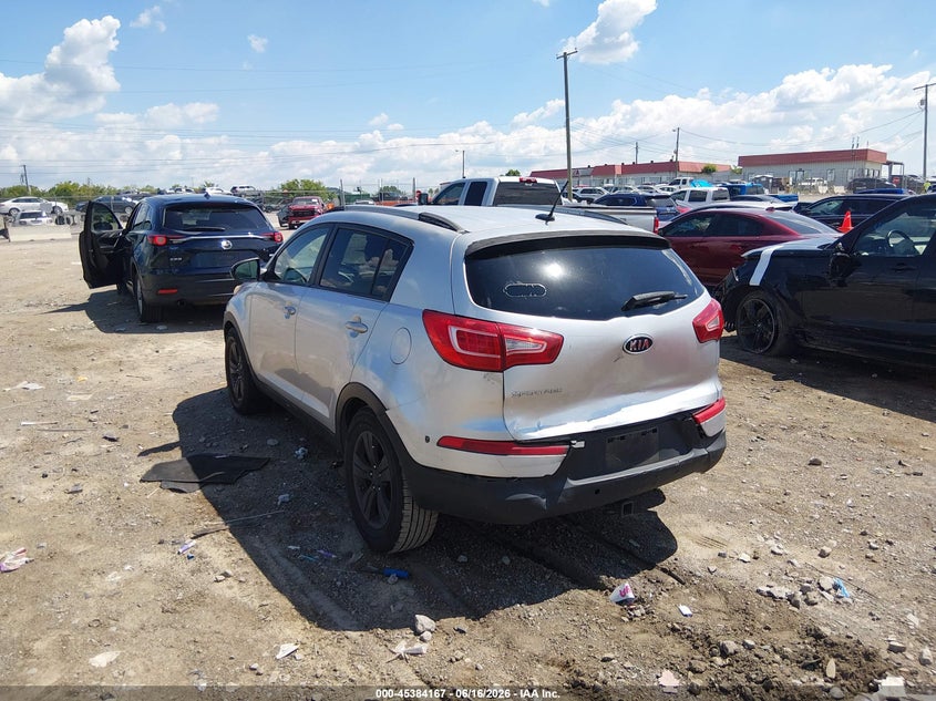 2011 Kia Sportage VIN KNDPB3A24B7054812 IAAI salvage auction — REAR END, Clear (Tennessee), sold $1,250 on 2026-07-16 (photo 3)