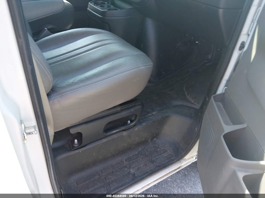 2018 Chevrolet Express 2500 VIN 1GCWGAFG5J1260955 IAAI salvage auction — NORMAL WEAR, Sf97 (Maryland), sold $20,600 on 2026-08-18 (photo 5)
