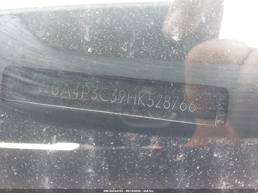 2017 BMW 4er VIN WBA4P3C39HK528766 IAAI salvage auction — LEFT SIDE, Salvage Title, sold $2,600 on 2026-07-29 (photo 9)