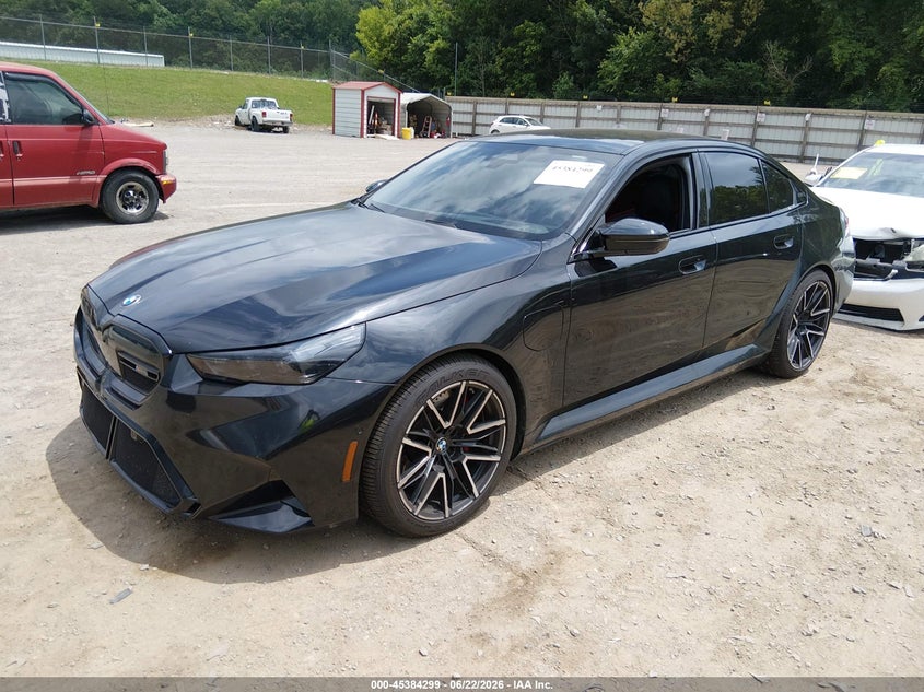 2025 BMW M5 VIN WBS83FK09SCT93386 IAAI salvage auction — UNKNOWN, Salvage (Tennessee), sold $65,250 on 2026-07-13 (photo 2)