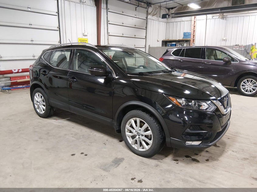 2020 Nissan Rogue VIN JN1BJ1CW2LW377526 IAAI salvage auction — HAIL, Salvage (Iowa), sold $3,550 on 2026-07-24 (photo 1)