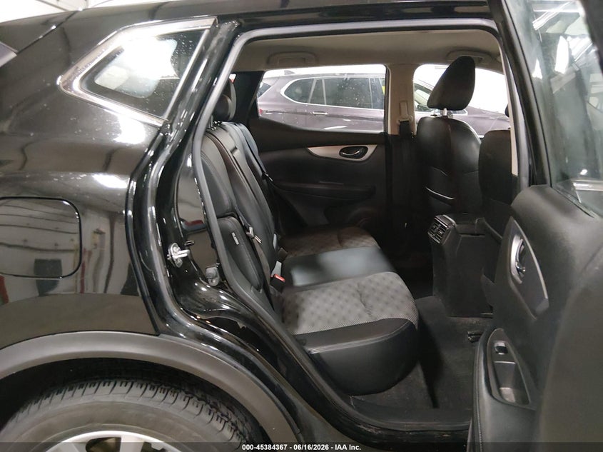 2020 Nissan Rogue VIN JN1BJ1CW2LW377526 IAAI salvage auction — HAIL, Salvage (Iowa), sold $3,550 on 2026-07-24 (photo 8)