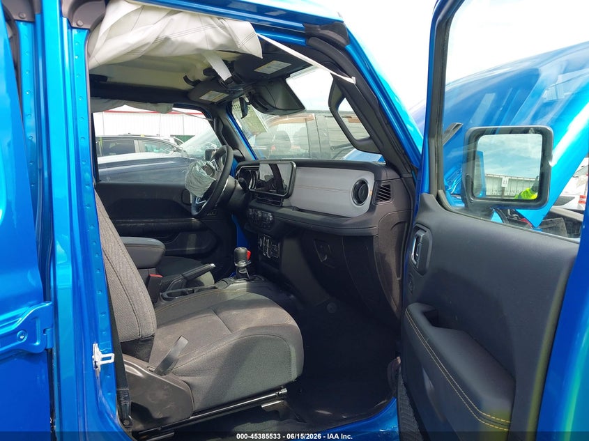 2026 Jeep Wrangler / VIN 1C4PJXEN4TW269175 IAAI salvage auction — Side, Enterprise Vehicles Clear Only (Washington), sold $9,100 on 2026-06-24 (photo 5)