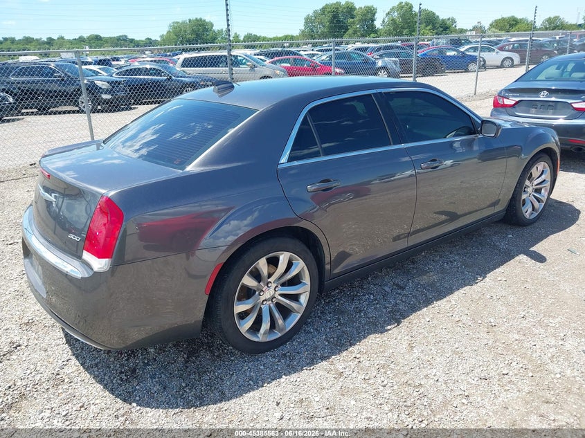 2019 Chrysler 300 VIN 2C3CCAAG1KH760852 IAAI salvage auction — WATER/FLOOD, Salvage Title, sold $1,400 on 2026-08-26 (photo 4)