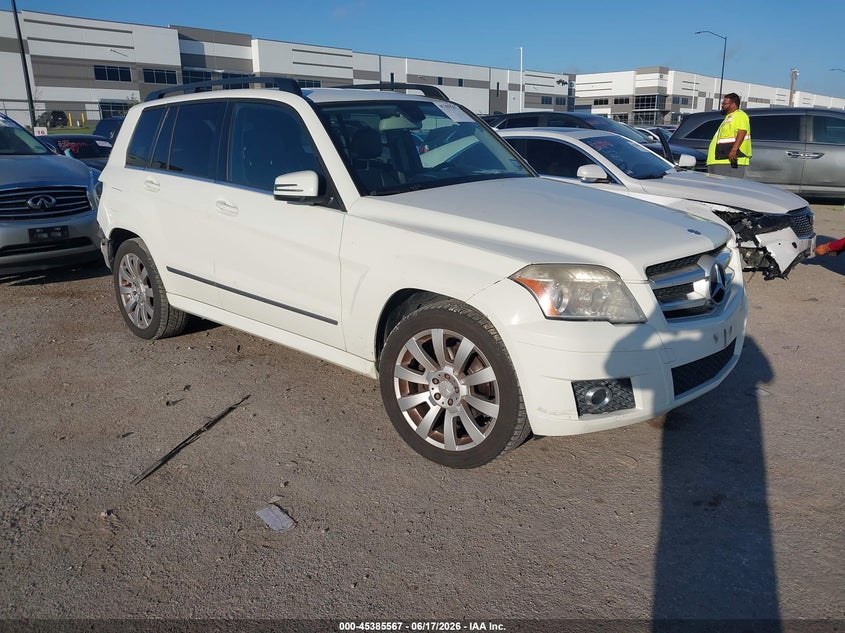 2012 Mercedes-benz Glk-klasse VIN WDCGG5GB6CF835725 IAAI salvage auction — REAR END, Original (Texas), sold $2,200 on 2026-08-13 (photo 1)
