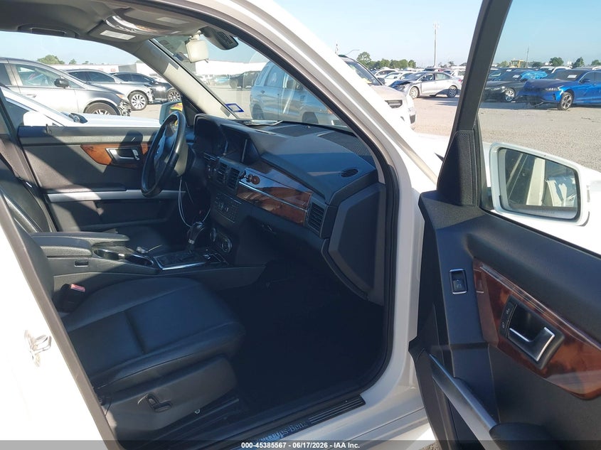 2012 Mercedes-benz Glk-klasse VIN WDCGG5GB6CF835725 IAAI salvage auction — REAR END, Original (Texas), sold $2,200 on 2026-08-13 (photo 5)