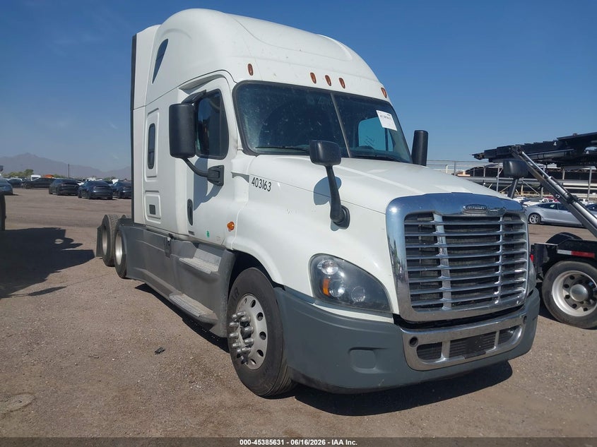 2020 Freightliner Cascadia 125 VIN 3AKJGLDR9LSLG5816 IAAI salvage auction — REPOSSESSION, Clear (South Carolina), sold $14,400 on 2026-07-08 (photo 1)