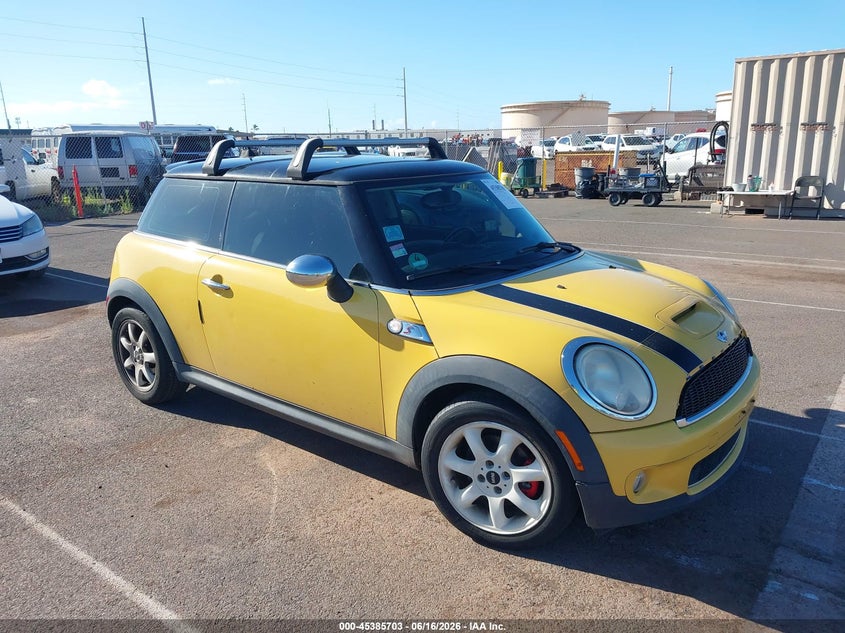 2007 Mini Cooper VIN WMWMF73577TT85935 IAAI salvage auction — NORMAL WEAR, Clear (Hawaii), sold $250 on 2026-07-28 (photo 1)