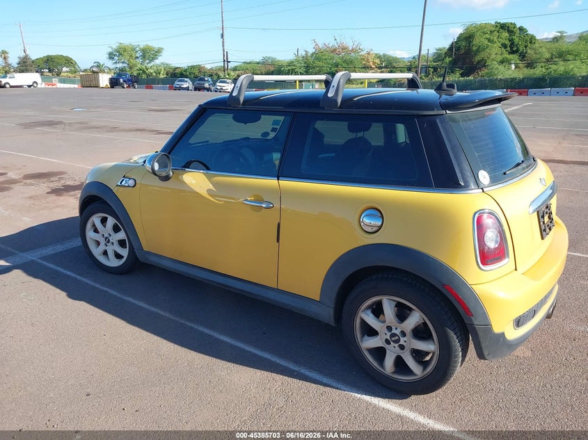 2007 Mini Cooper VIN WMWMF73577TT85935 IAAI salvage auction — NORMAL WEAR, Clear (Hawaii), sold $250 on 2026-07-28 (photo 3)