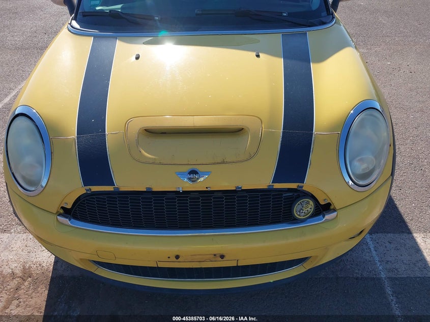 2007 Mini Cooper VIN WMWMF73577TT85935 IAAI salvage auction — NORMAL WEAR, Clear (Hawaii), sold $250 on 2026-07-28 (photo 6)