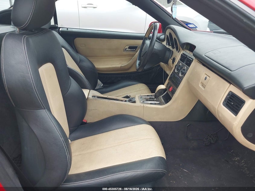 2002 Mercedes-benz Slk-klasse VIN WDBKK49F22F240019 IAAI salvage auction — REPOSSESSION, Nrc Lienholder Repossession Paperwork (Texas), sold $775 on 2026-07-13 (photo 5)