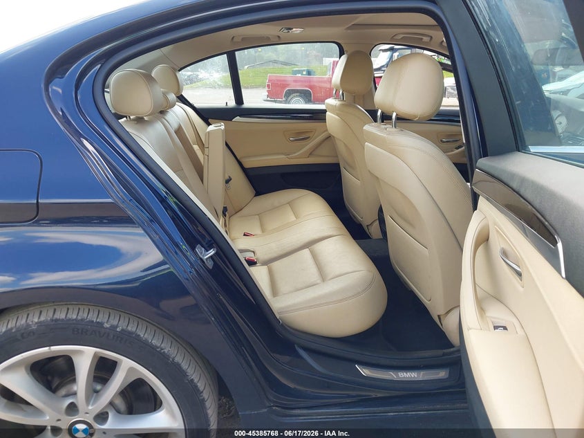 2016 BMW 5er VIN WBA5B3C5XGG253799 IAAI salvage auction — FRONT END, Salvage Title, sold $4,100 on 2026-08-19 (photo 8)