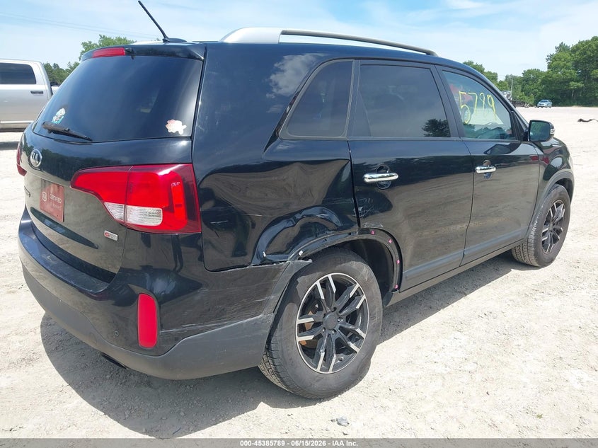 2015 Kia Sorento VIN 5XYKT3A68FG570075 IAAI salvage auction — RIGHT REAR, Junk Bill Of Sale Mv2459 (Wisconsin), sold $1,100 on 2026-07-08 (photo 4)