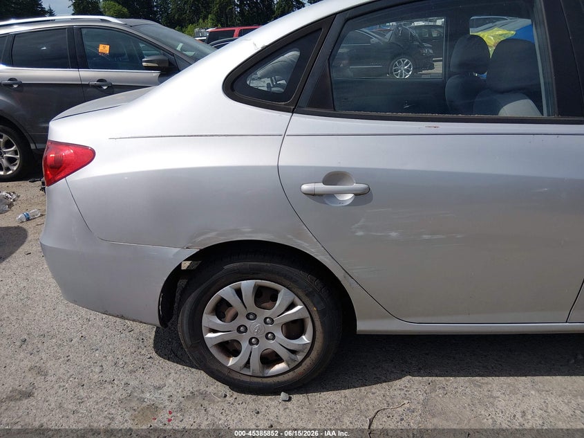 2010 Hyundai Elantra VIN KMHDU4AD2AU206974 IAAI salvage auction — NORMAL WEAR, Rebuilt-Non-Public (Washington), sold $400 on 2026-07-15 (photo 6)
