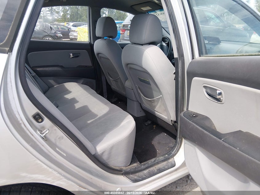 2010 Hyundai Elantra VIN KMHDU4AD2AU206974 IAAI salvage auction — NORMAL WEAR, Rebuilt-Non-Public (Washington), sold $400 on 2026-07-15 (photo 8)