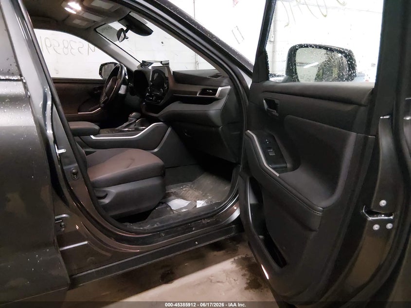 2023 Toyota Highlander VIN 5TDKDRAH4PS514768 IAAI salvage auction — FRONT END, Salvage (Minnesota), sold $25 on 2026-07-29 (photo 5)