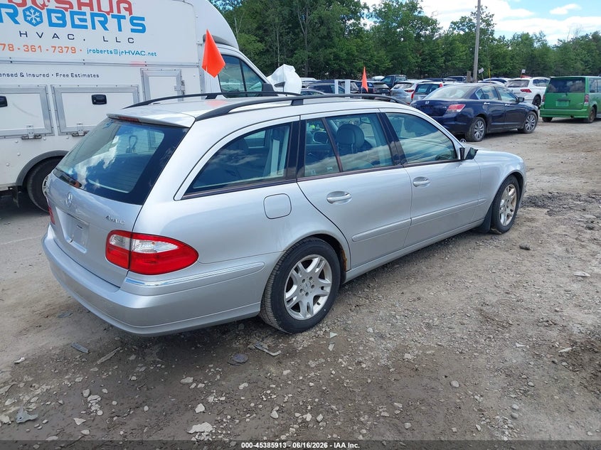 2005 Mercedes-benz E-class VIN WDBUH82J95X172359 IAAI salvage auction — NORMAL WEAR, Salvage (Texas), sold $300 on 2026-07-29 (photo 4)