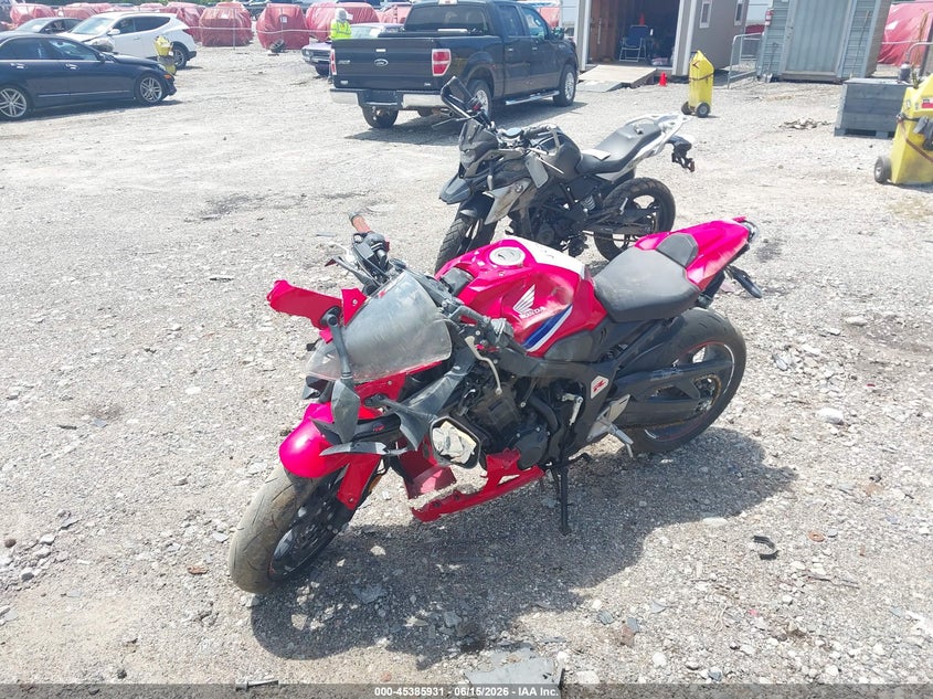 2024 Honda Cbr VIN MLHRH1551R5000015 IAAI salvage auction — ROLLOVER, Salvage (Georgia), sold $350 on 2026-07-21 (photo 2)