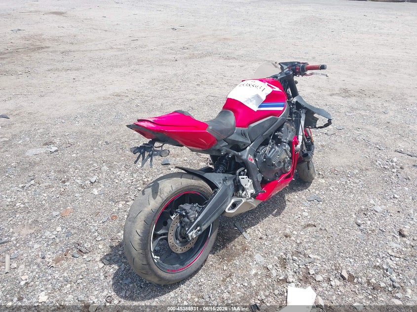2024 Honda Cbr VIN MLHRH1551R5000015 IAAI salvage auction — ROLLOVER, Salvage (Georgia), sold $350 on 2026-07-21 (photo 4)