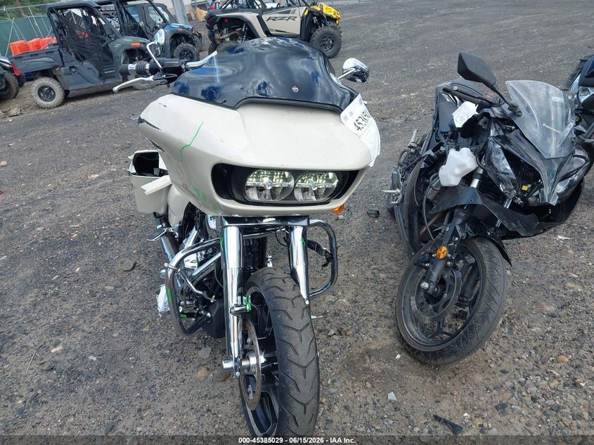 2022 Harley-davidson Road glide VIN 1HD1KHC12NB634034 IAAI salvage auction — RIGHT SIDE, Salvage Title, sold $7,000 on 2026-08-18 (photo 5)