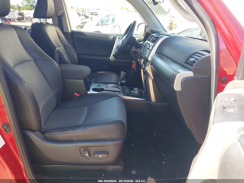 2019 Toyota 4runner VIN JTEBU5JR3K5675947 IAAI salvage auction — RIGHT FRONT, Salvage (Indiana), sold $11,400 on 2026-07-14 (photo 5)