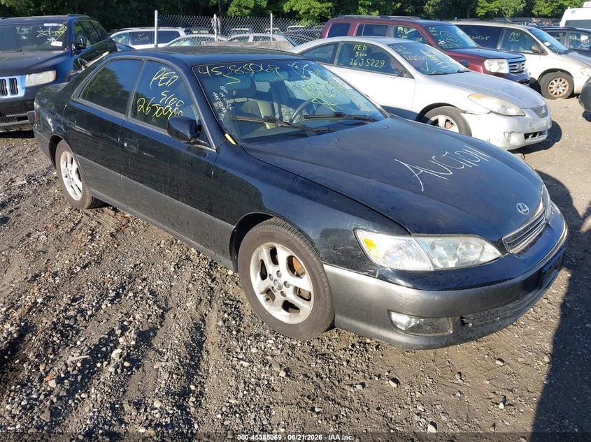 2000 Lexus Es 300 VIN JT8BF28G8Y0241528 IAAI salvage auction — FRONT & REAR, Bill Of Sale (New York), sold $450 on 2026-07-07 (photo 1)