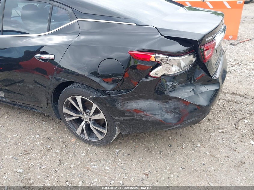 2017 Nissan Maxima VIN 1N4AA6AP6HC370112 IAAI salvage auction — REAR END, Salvage (North Carolina), sold $2,050 on 2026-07-09 (photo 6)