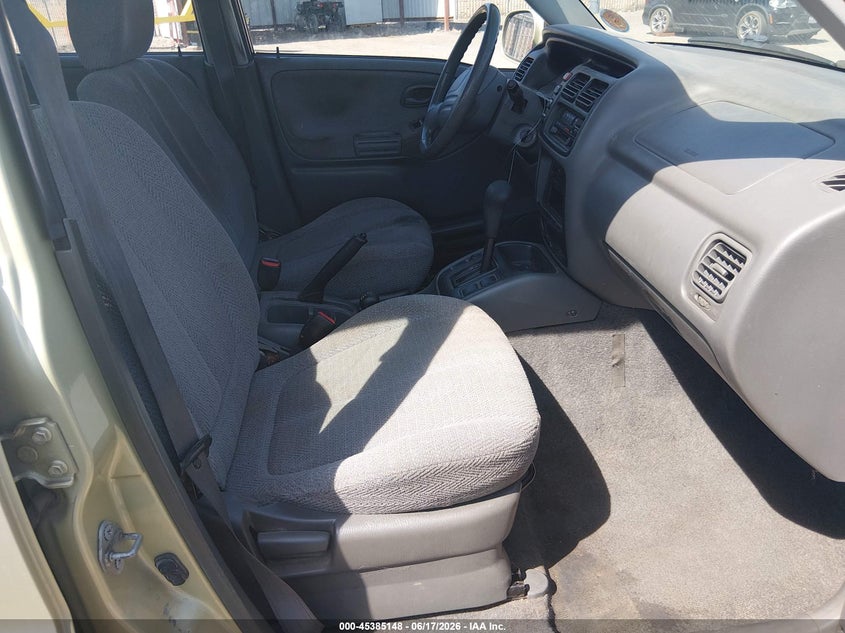 2000 Suzuki Grand vitara VIN JS3TD62V5Y4109718 IAAI salvage auction — NORMAL WEAR, Regular (Nevada), sold $25 on 2026-09-11 (photo 5)