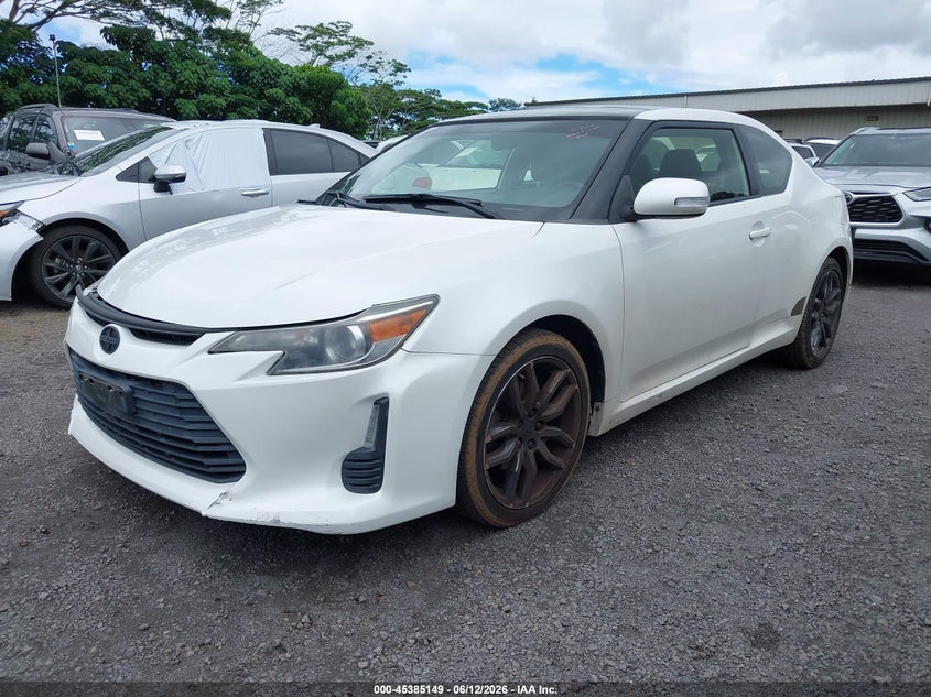 2015 Scion Tc VIN JTKJF5C74F3089256 IAAI salvage auction — LEFT & RIGHT, Salvage Title, sold $700 on 2026-08-26 (photo 2)